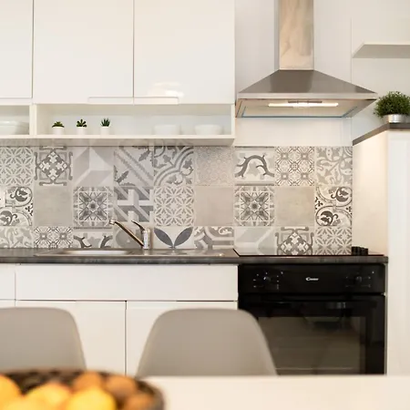 Apartman Basic 2 *