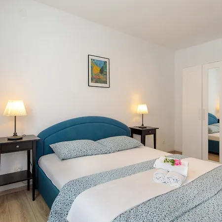 Apartment Basic 2